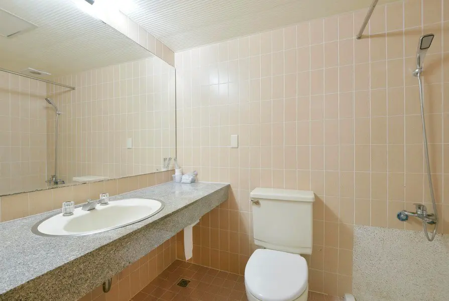 經濟雙人房（無窗）